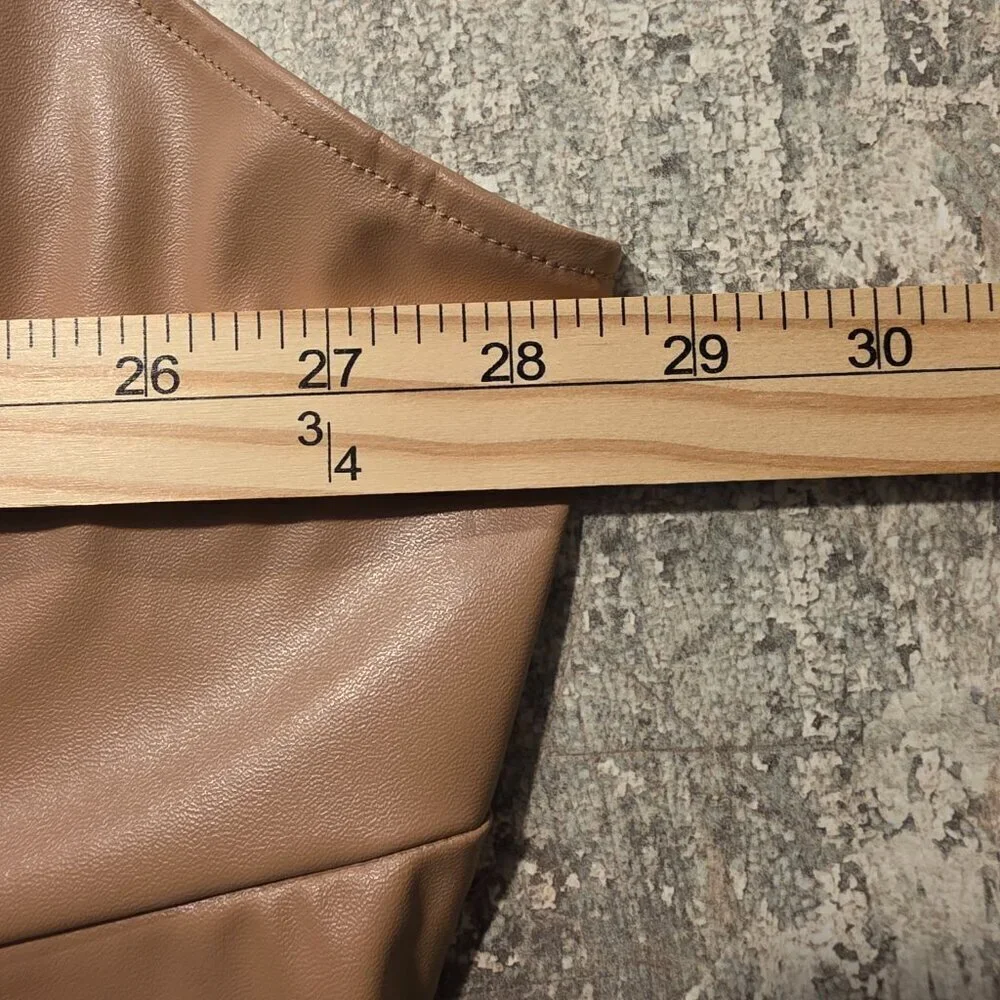 Pretty Little Thing Plus Tan Zip Corset Top Size 26. NWT - Picture 7 of 9